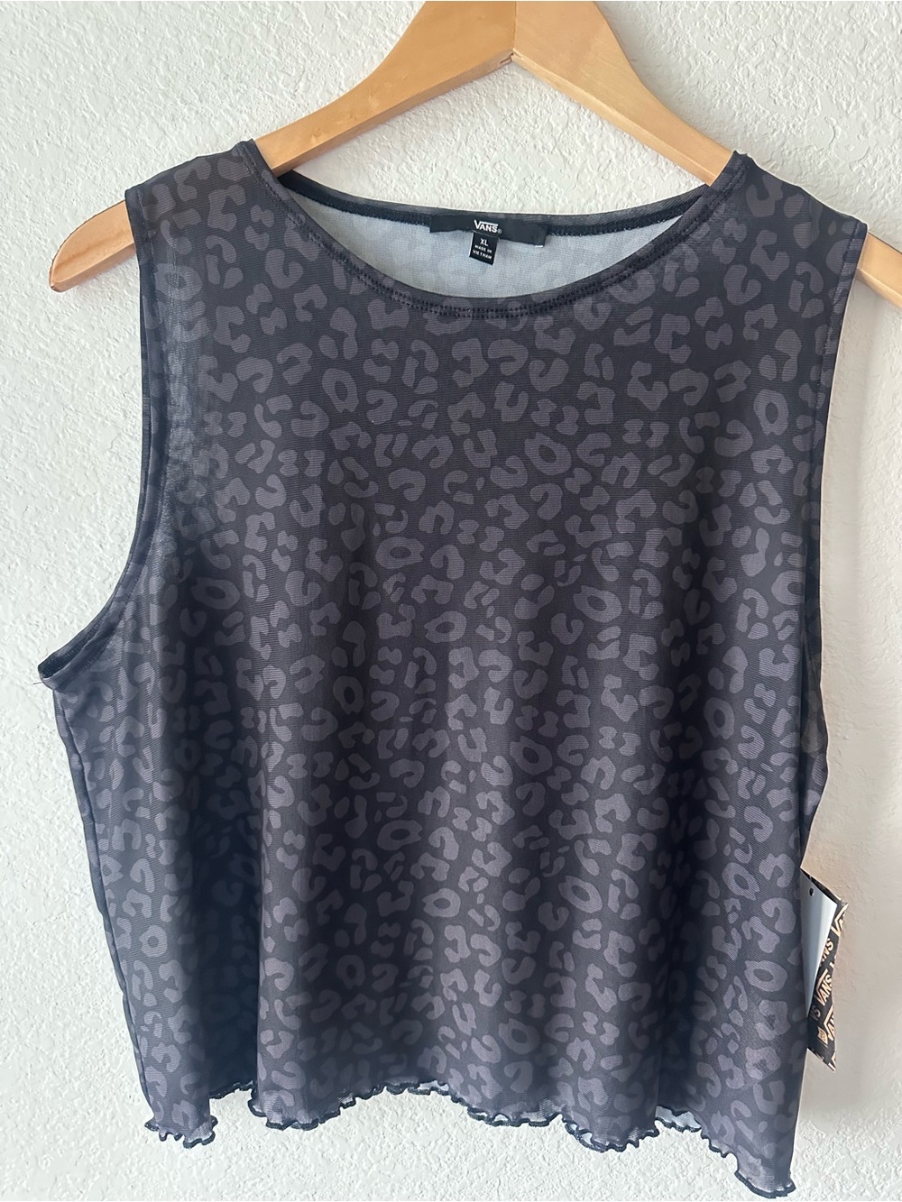 Vans Mesh Satin Sleeveless Top Leopard Print Lettuce Edge Tank XL VN000PGFBLK
